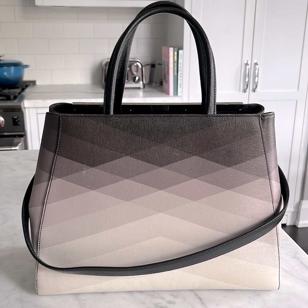 FENDI 2Jours Medium Elite Tote Bag in Black Degrade - Picture 10 of 14